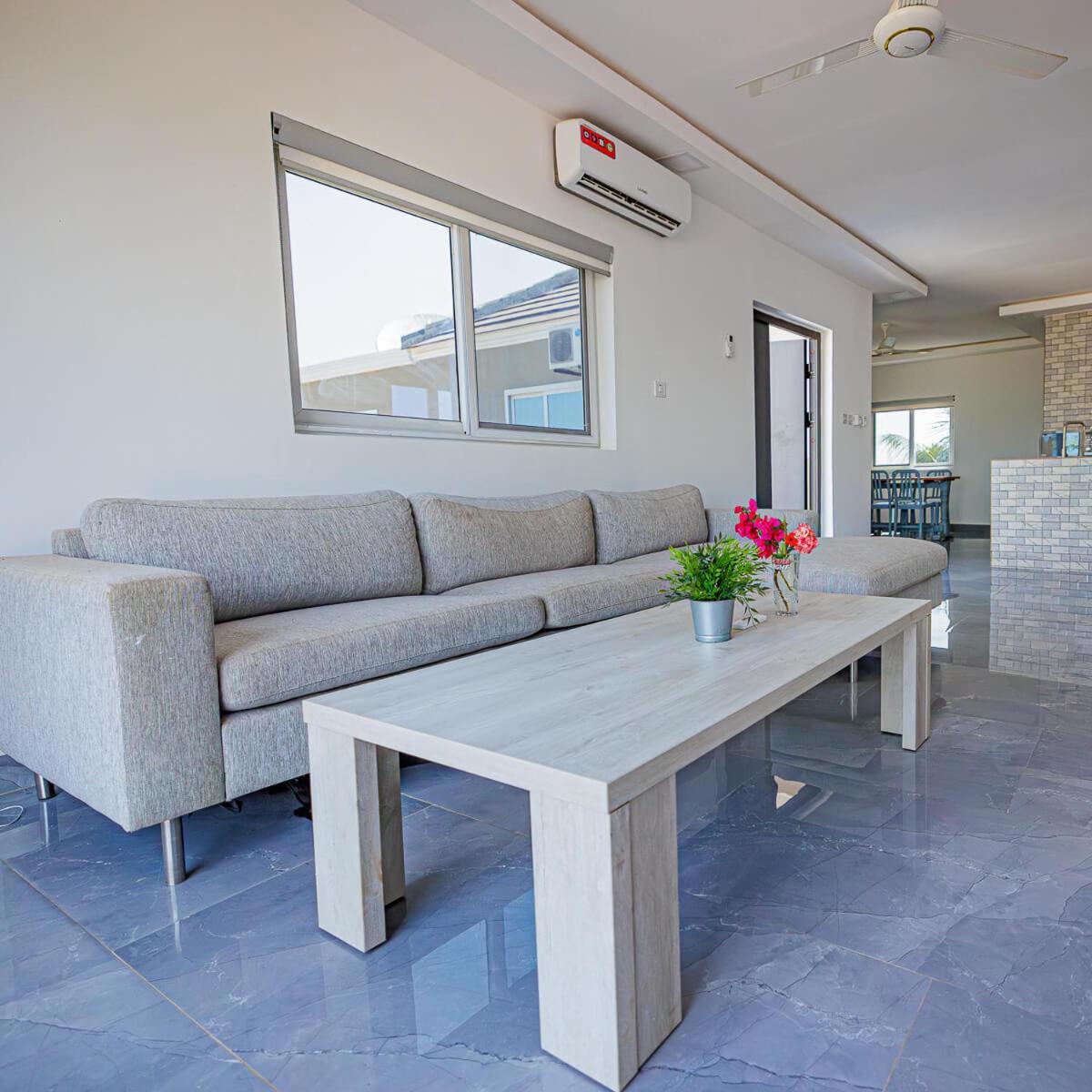 Ocean Villa Heights Brufut Exterior photo